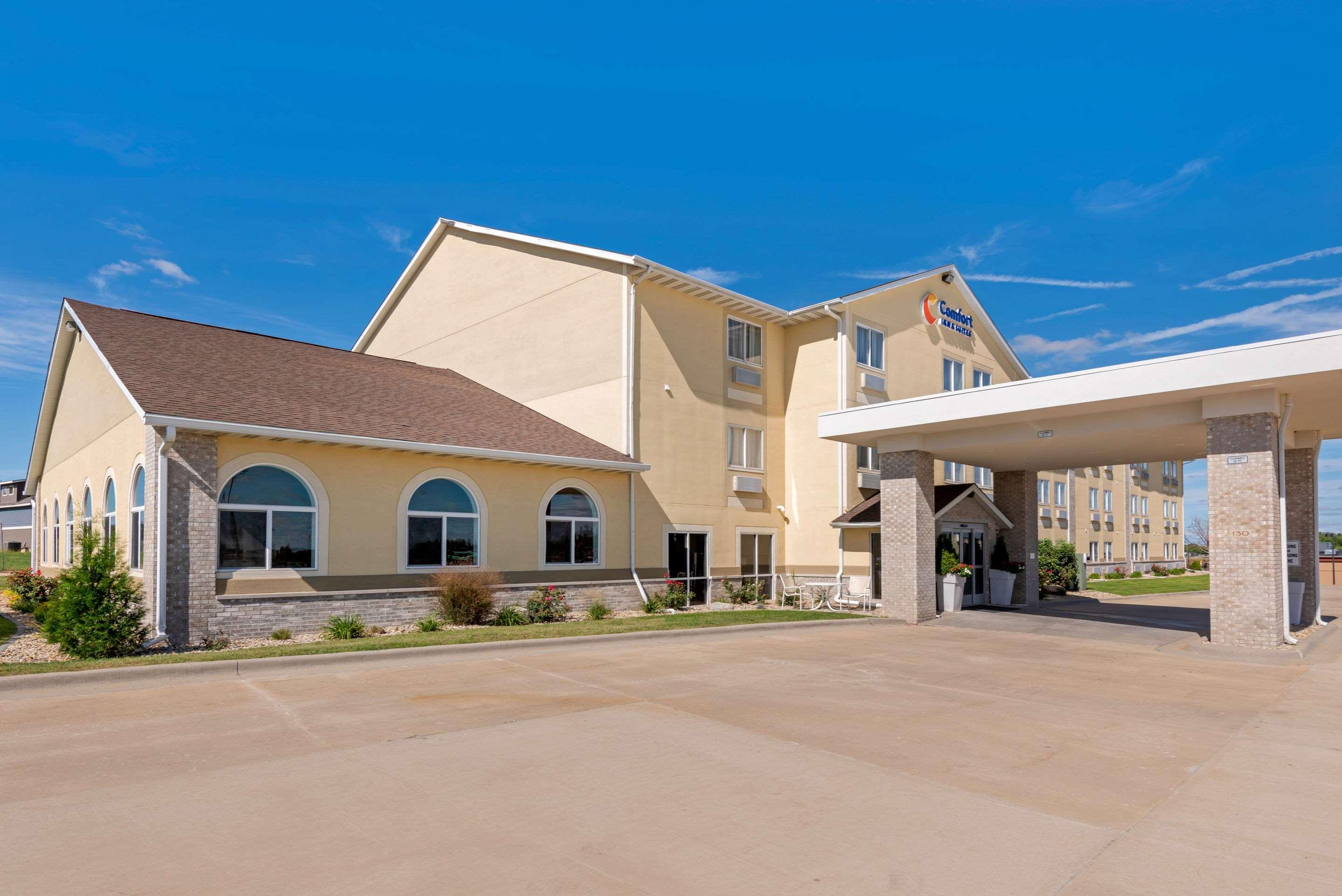 Comfort Inn & Suites Near Route 66 Lincoln Bagian luar foto